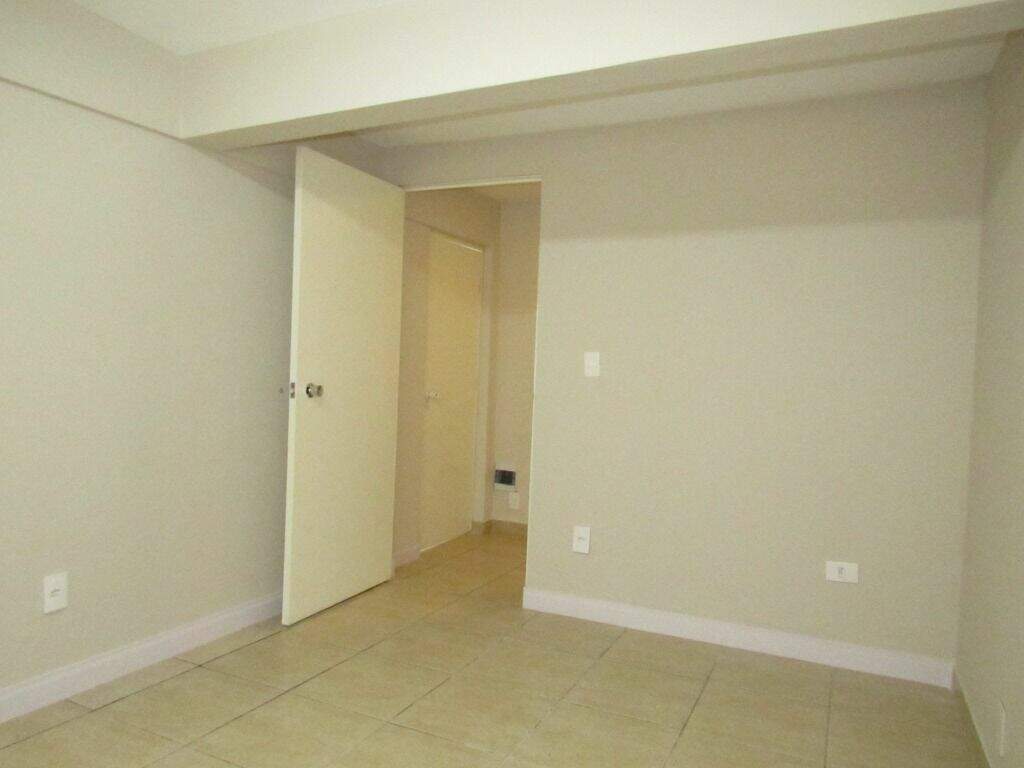 Sala para aluguel no Alto: 