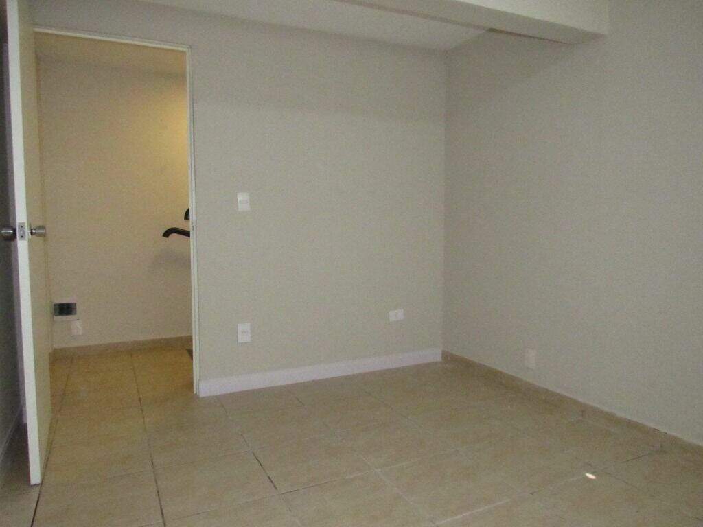 Sala para aluguel no Alto: 