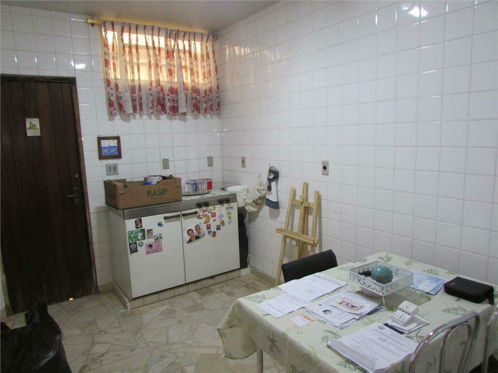 Casa à venda no Centro: 