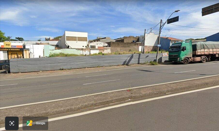 Área à venda no Vila Areião: 