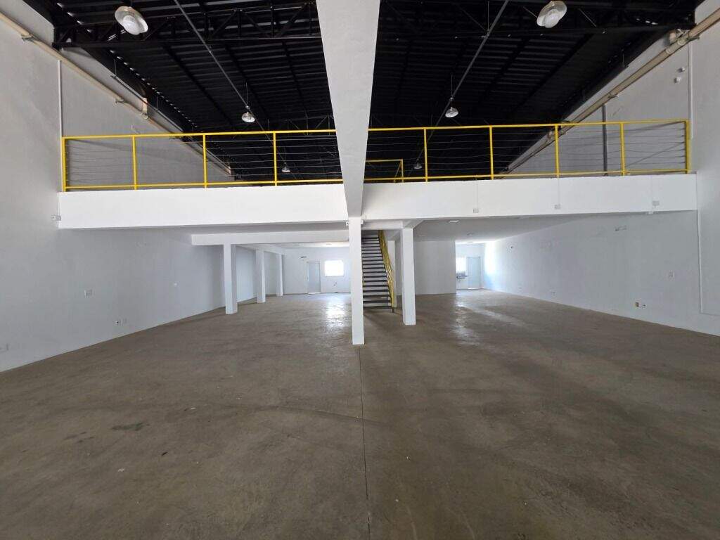 Salão para aluguel no Jardim Belvedere: 