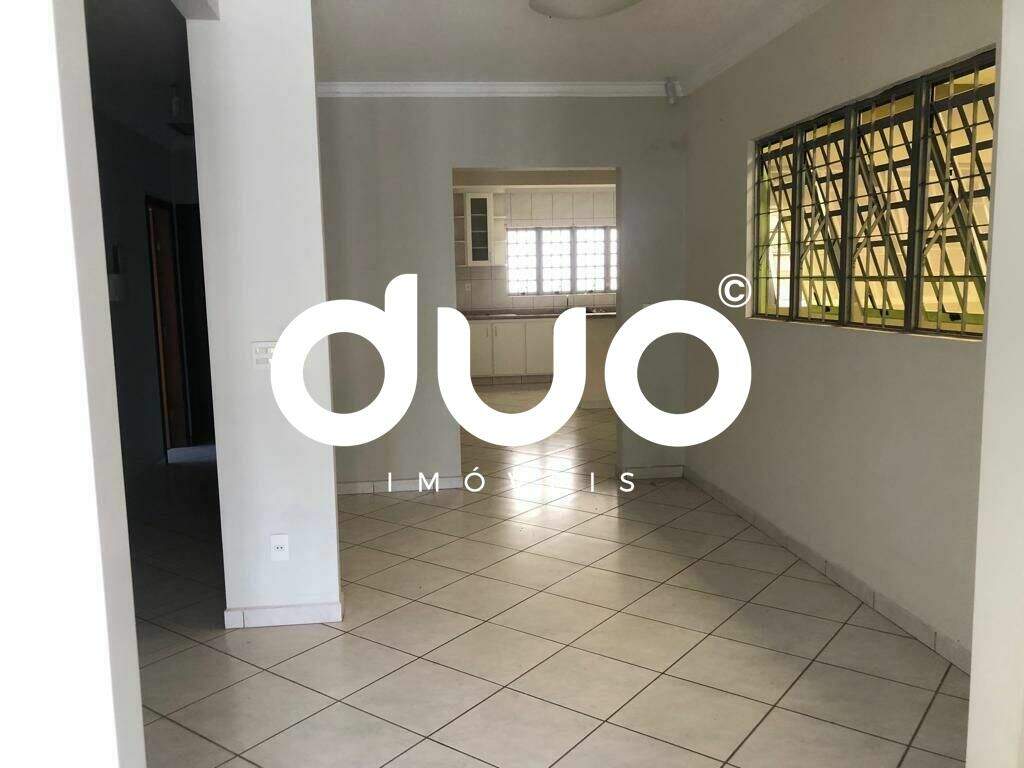 Casa à venda no Centro: 