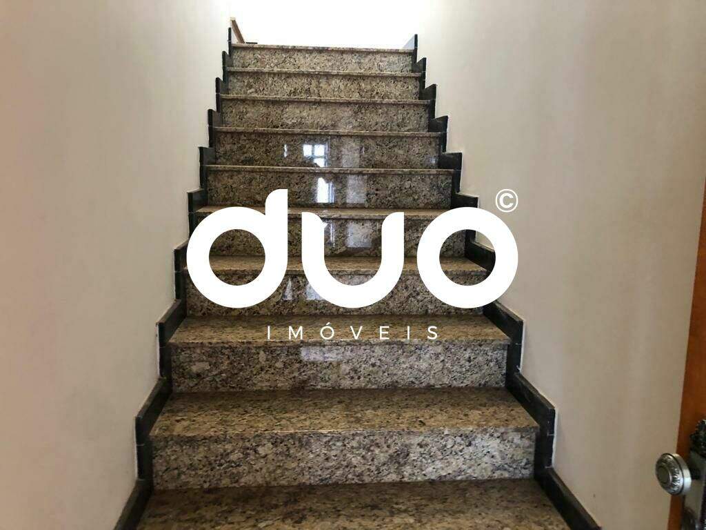 Casa à venda no Centro: 