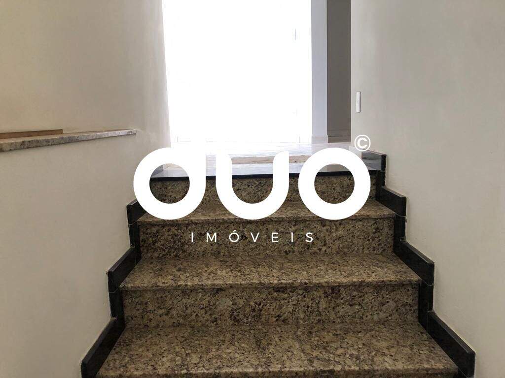 Casa à venda no Centro: 