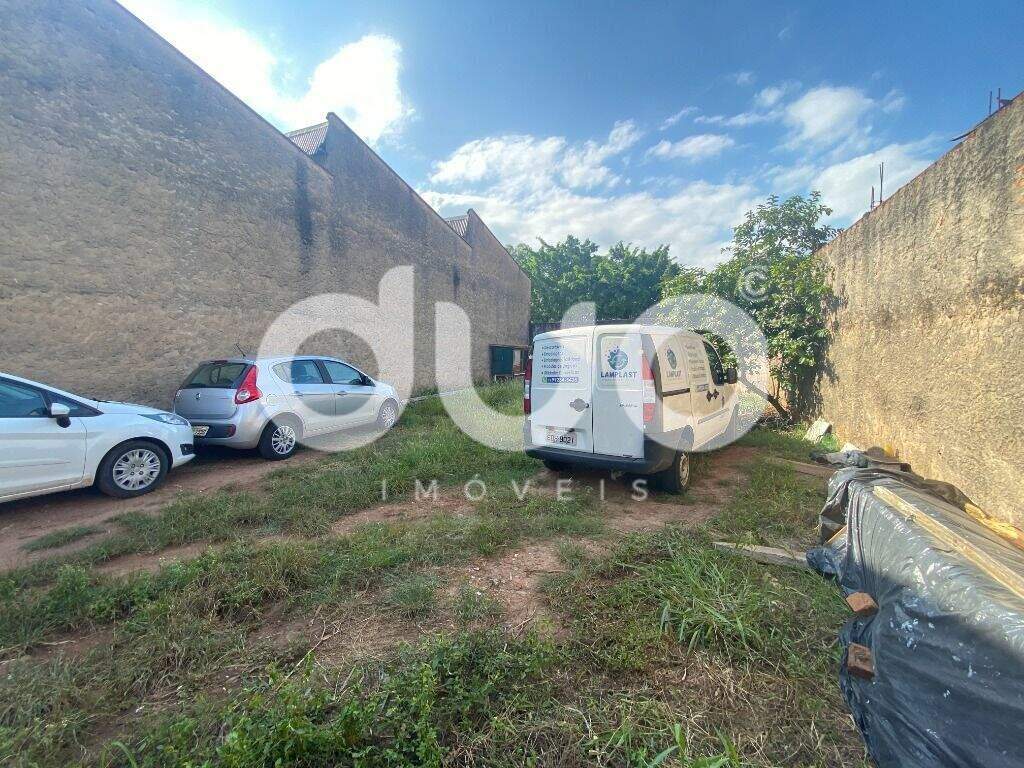 Terreno à venda no Jardim Caxambu: 