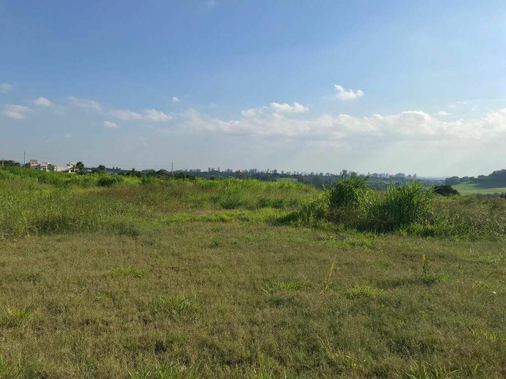 Área à venda no Loteamento Santa Rosa: 