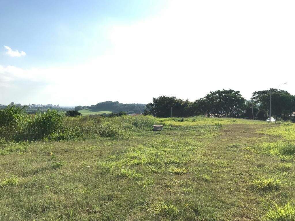 Área à venda no Loteamento Santa Rosa: 