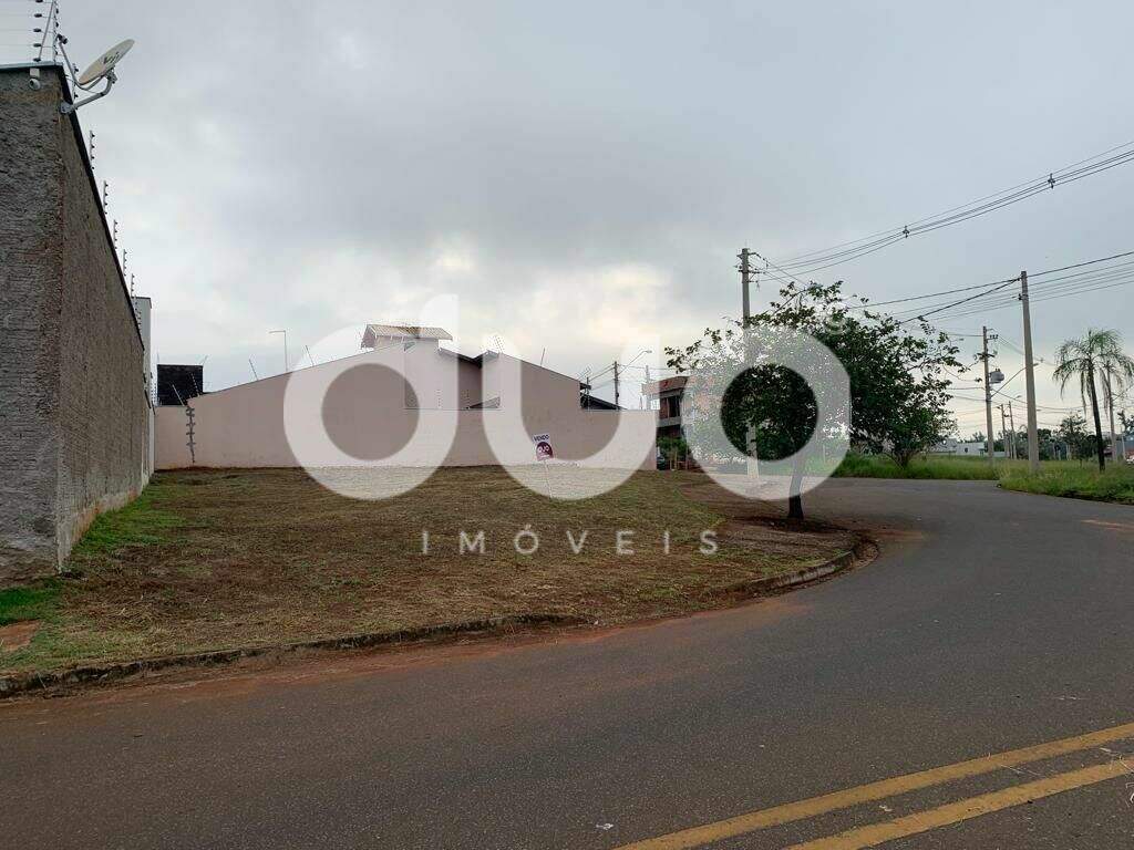 Terreno à venda no Altos do Taquaral: 