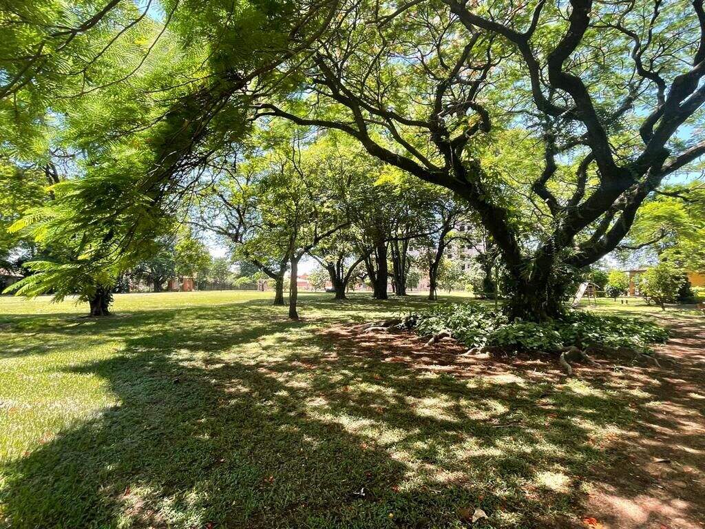 Área à venda no Dois Córregos: Área à venda, 12000 m² por R$ 7.500.000 - Dois Córregos - Piracicaba/SP