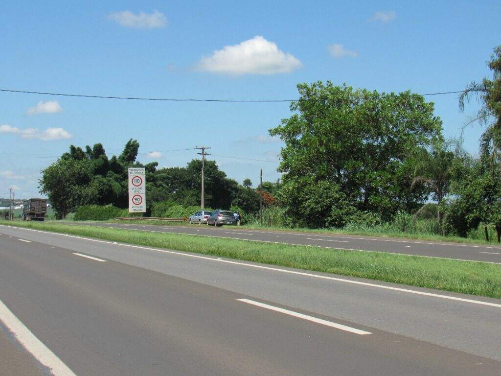 Área à venda no Bom Jesus: 