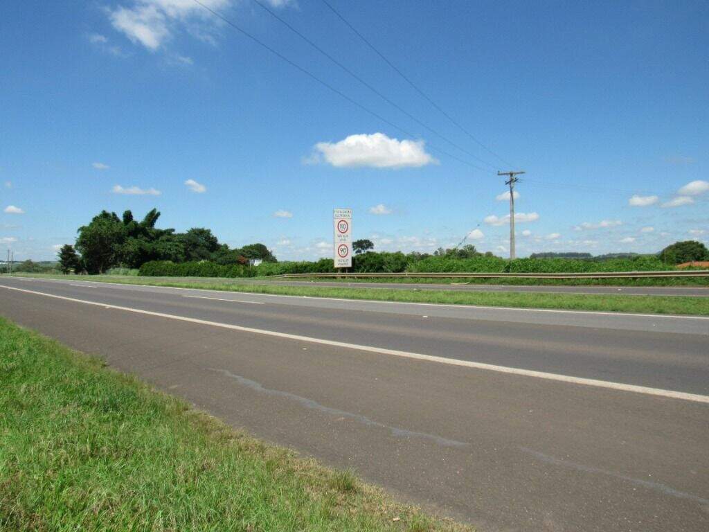 Área à venda no Bom Jesus: 