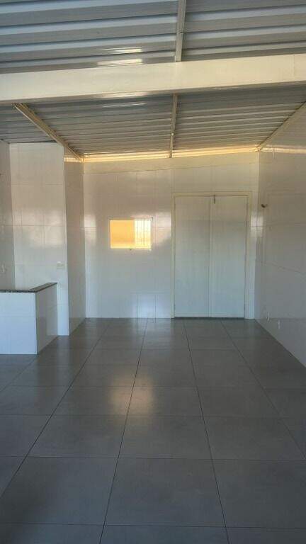 Salão para aluguel no Santa Terezinha: 