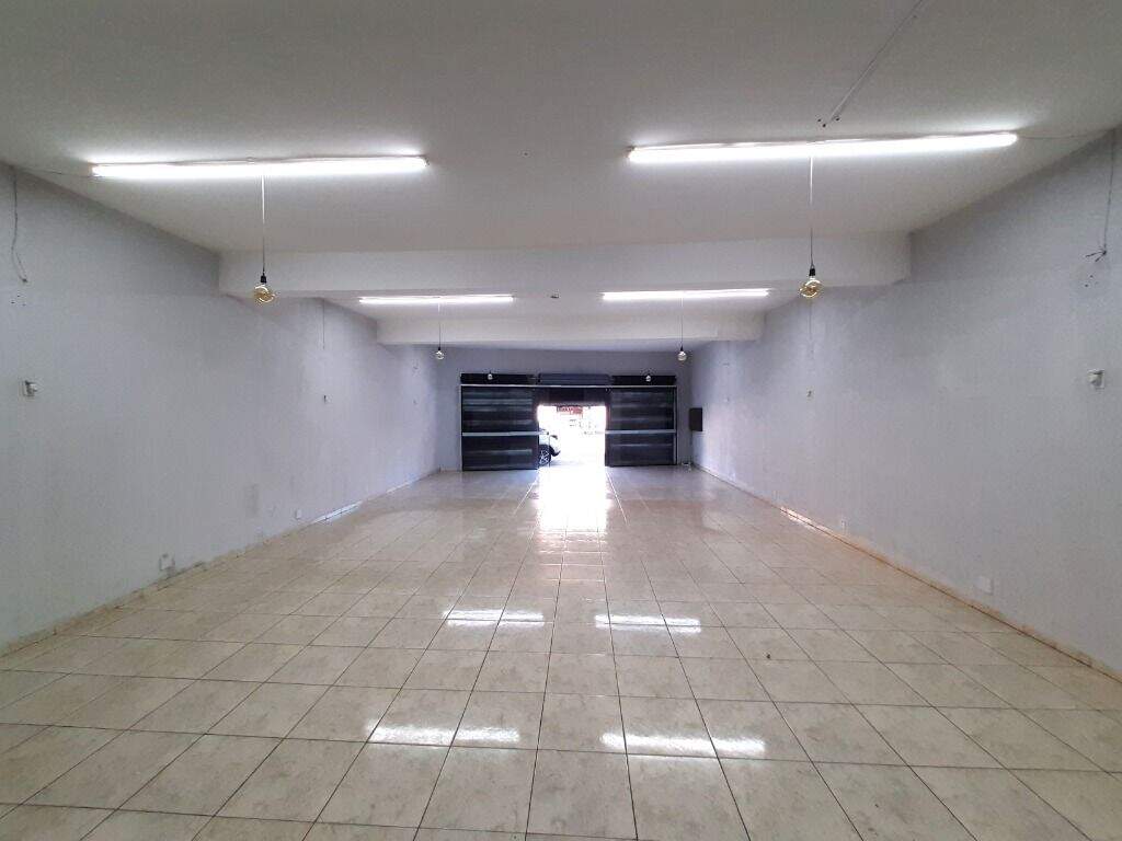 Salão à venda no Centro: 