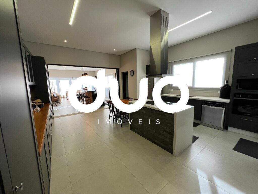 Casa à venda no Morato: 