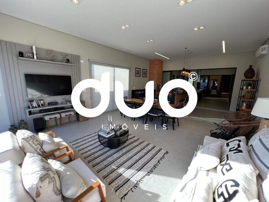 Casa à venda no Morato: 
