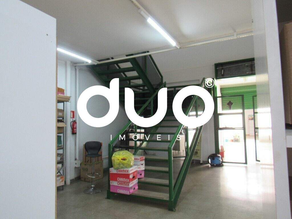 Casa à venda no Centro: 