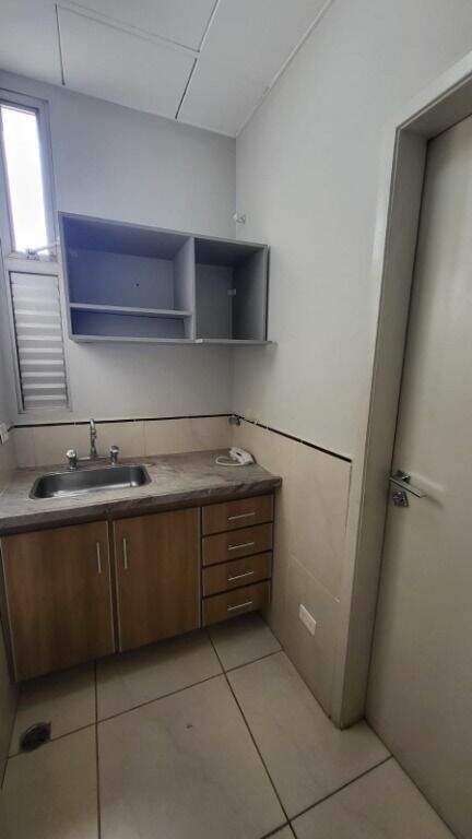 Sala à venda no Alto: 