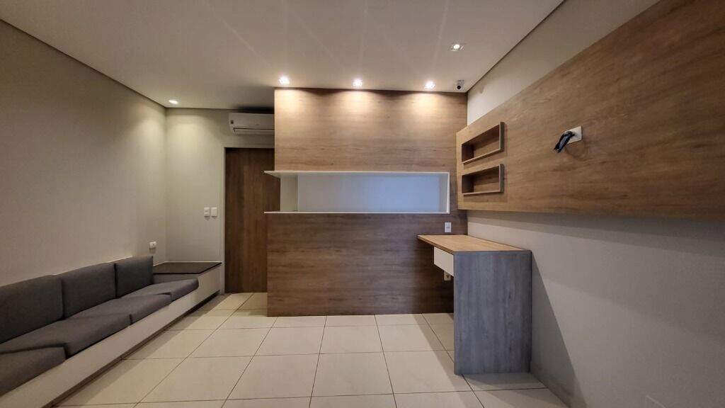 Sala à venda no Alto: 