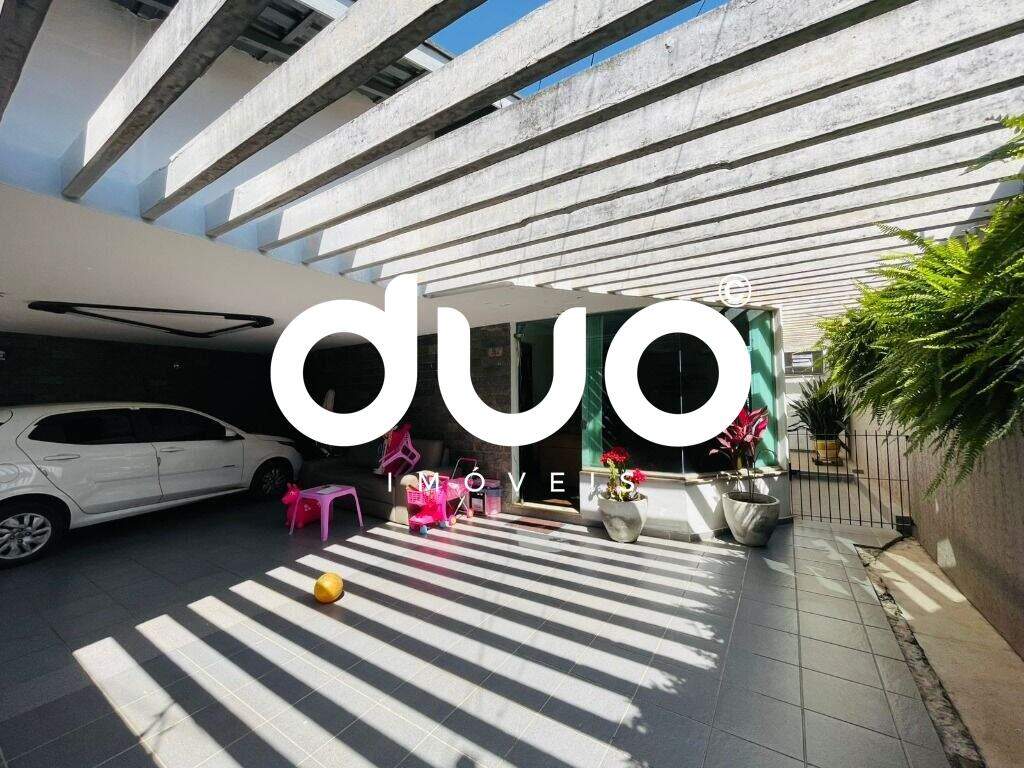 Casa à venda no Santa Terezinha: 