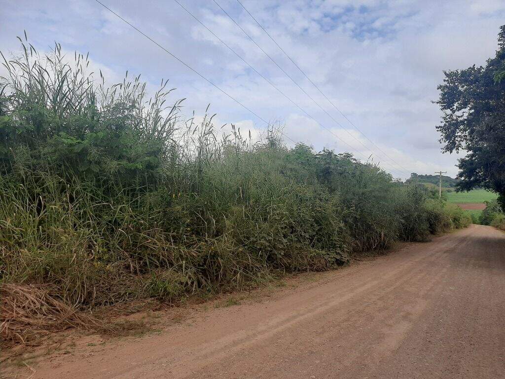 Área à venda no Jardim Planalto: 