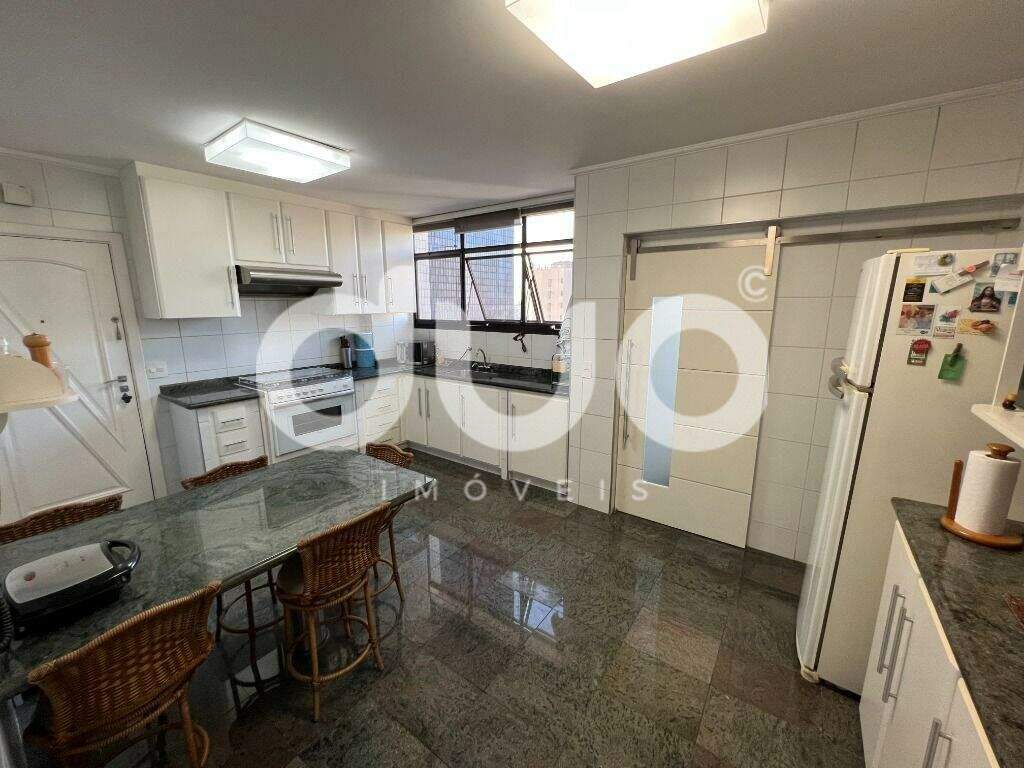 Apartamento à venda no São Dimas: Apartamento com 4 dormitórios à venda, 289 m² por R$ 1.250.000 - Centro - Piracicaba/SP