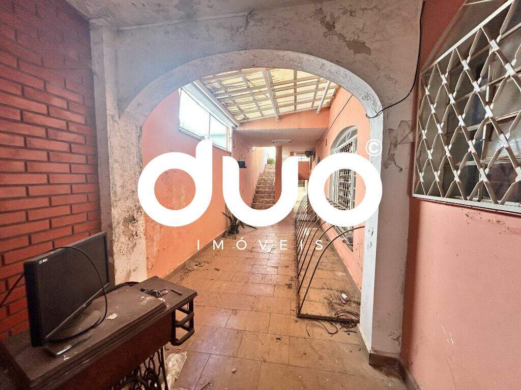 Casa à venda no Alto: 