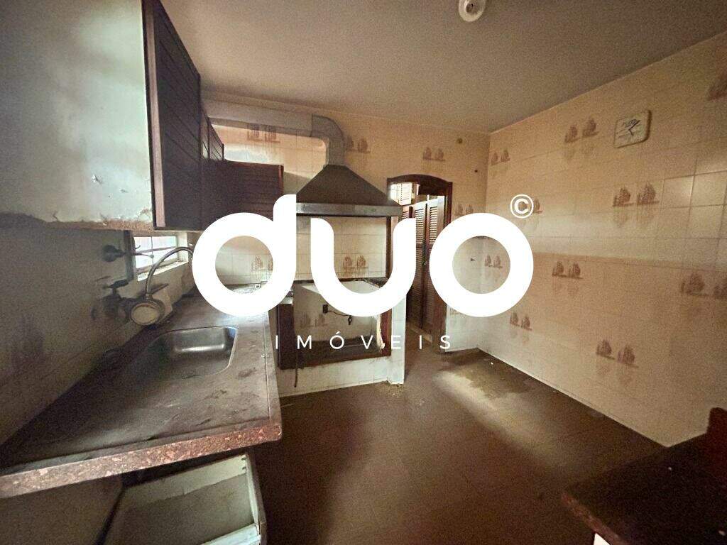 Casa à venda no Alto: 