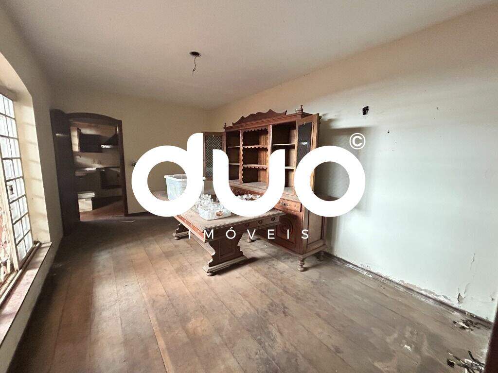 Casa à venda no Alto: 