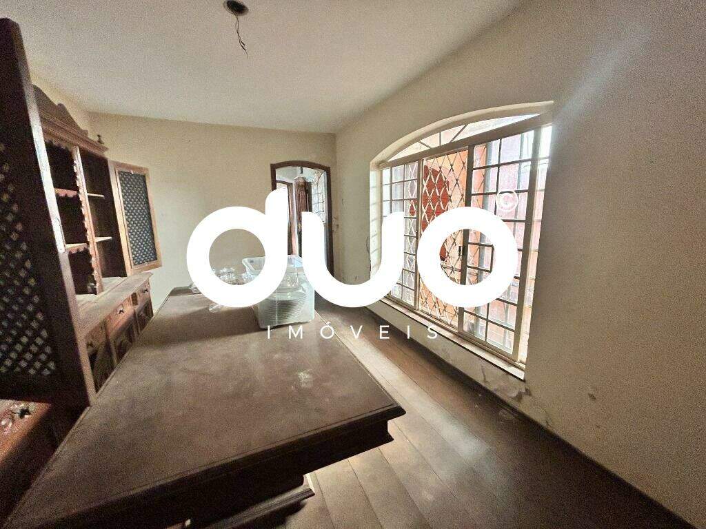 Casa à venda no Alto: 