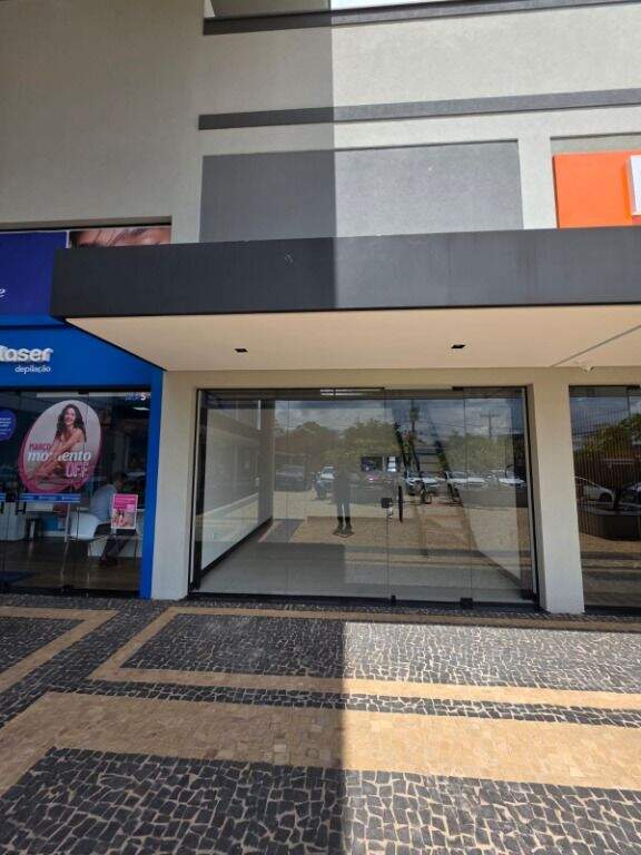 Salão para aluguel no Vila Independência: 