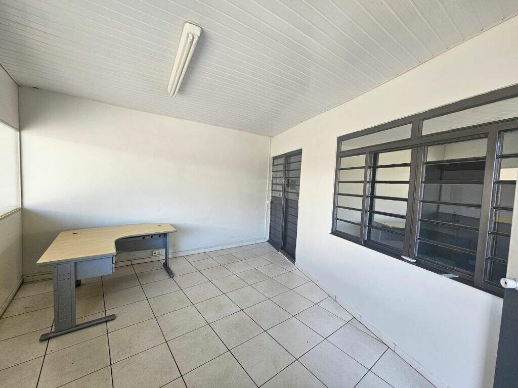 Salão para aluguel no Centro: 