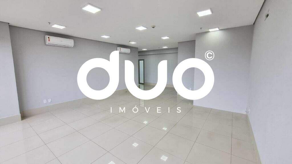 Sala à venda no Centro: 