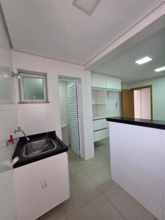 Apartamento para aluguel no Alto: 