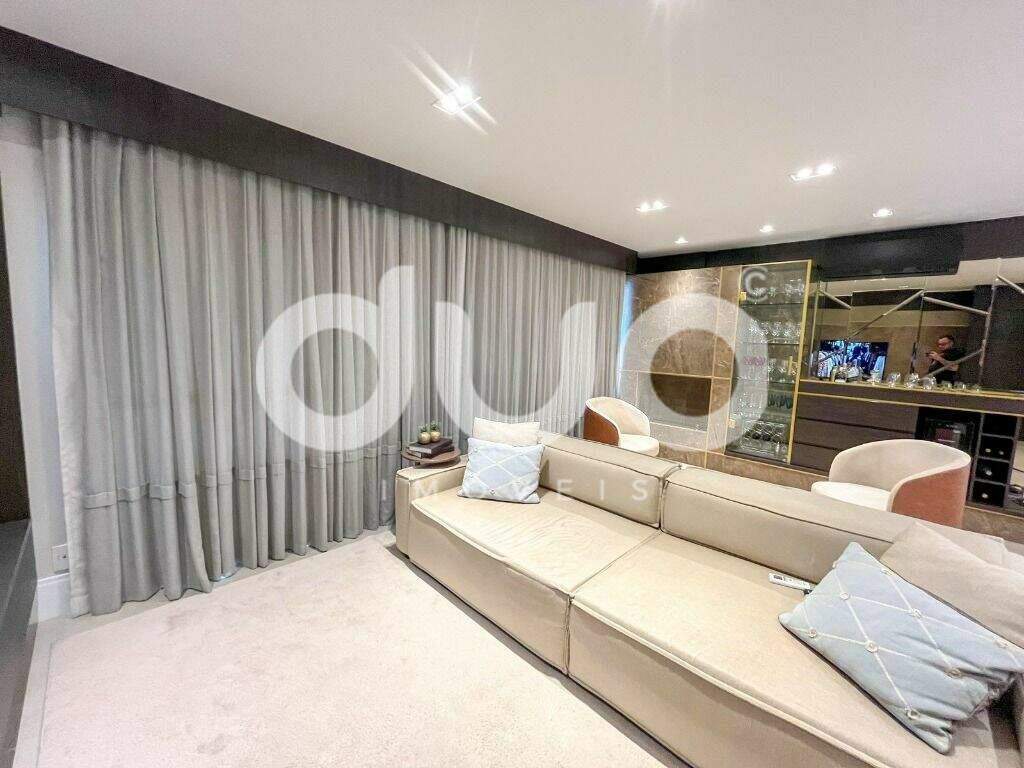 Apartamento à venda no Alto: 