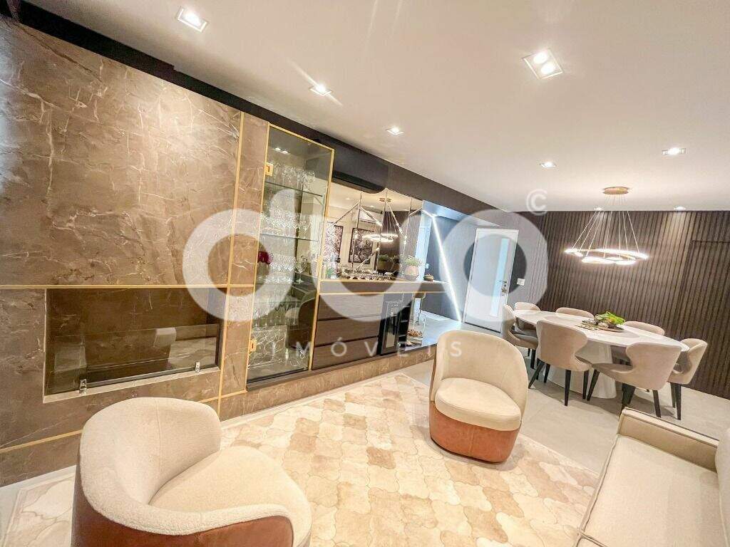Apartamento à venda no Alto: 