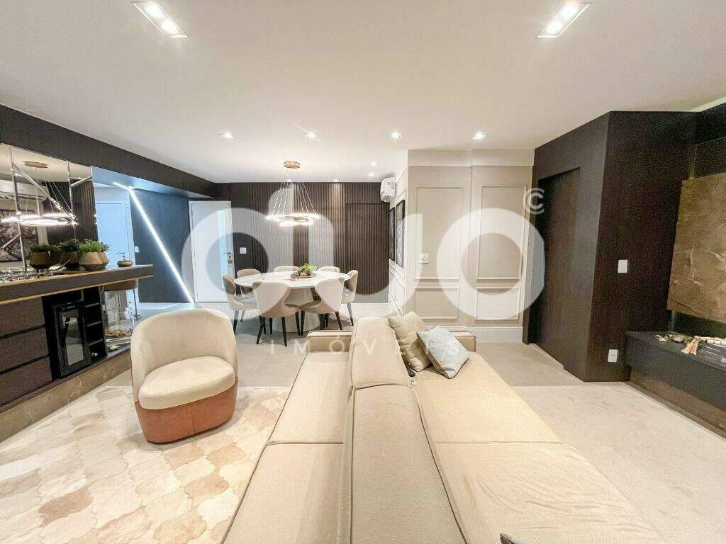 Apartamento à venda no Alto: 