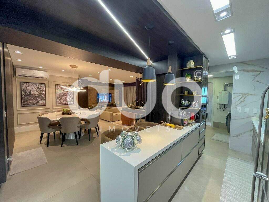 Apartamento à venda no Alto: 