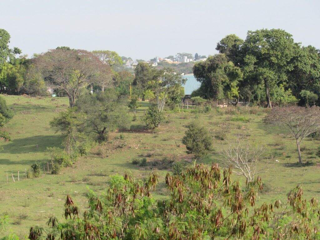 Área à venda no Jardim Itapuã: 