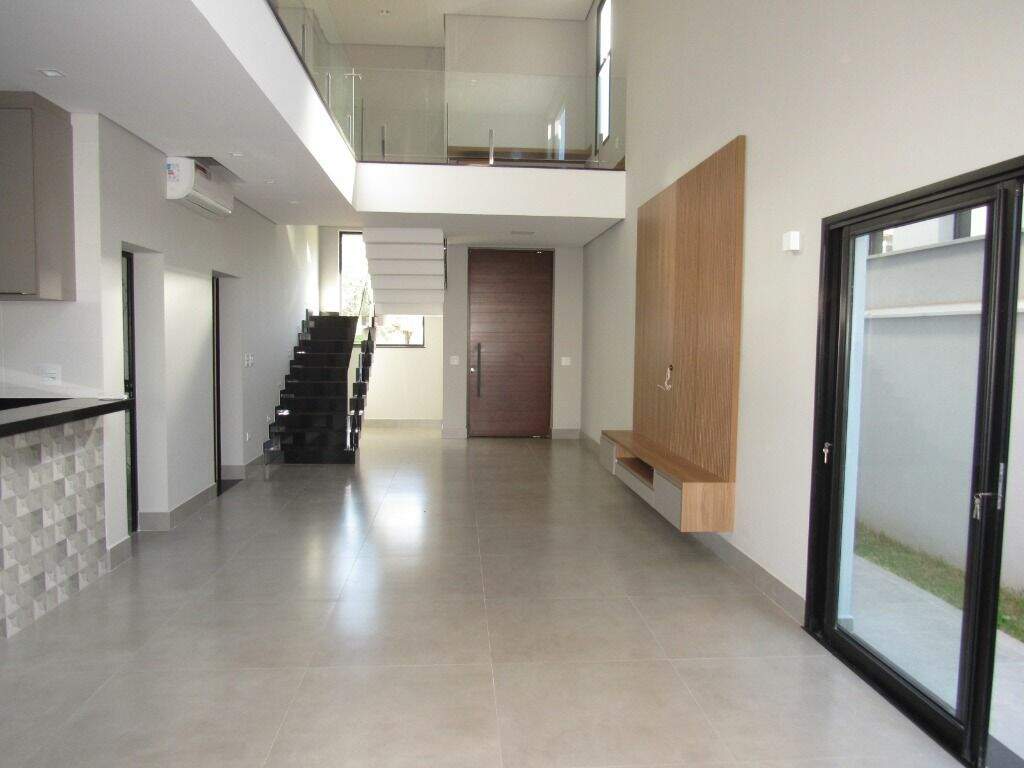 Casa para aluguel no Santa Rosa: 