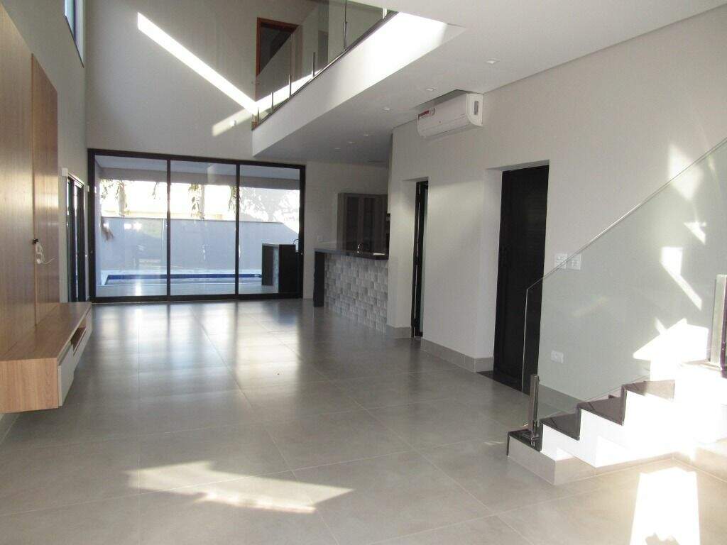 Casa para aluguel no Santa Rosa: 