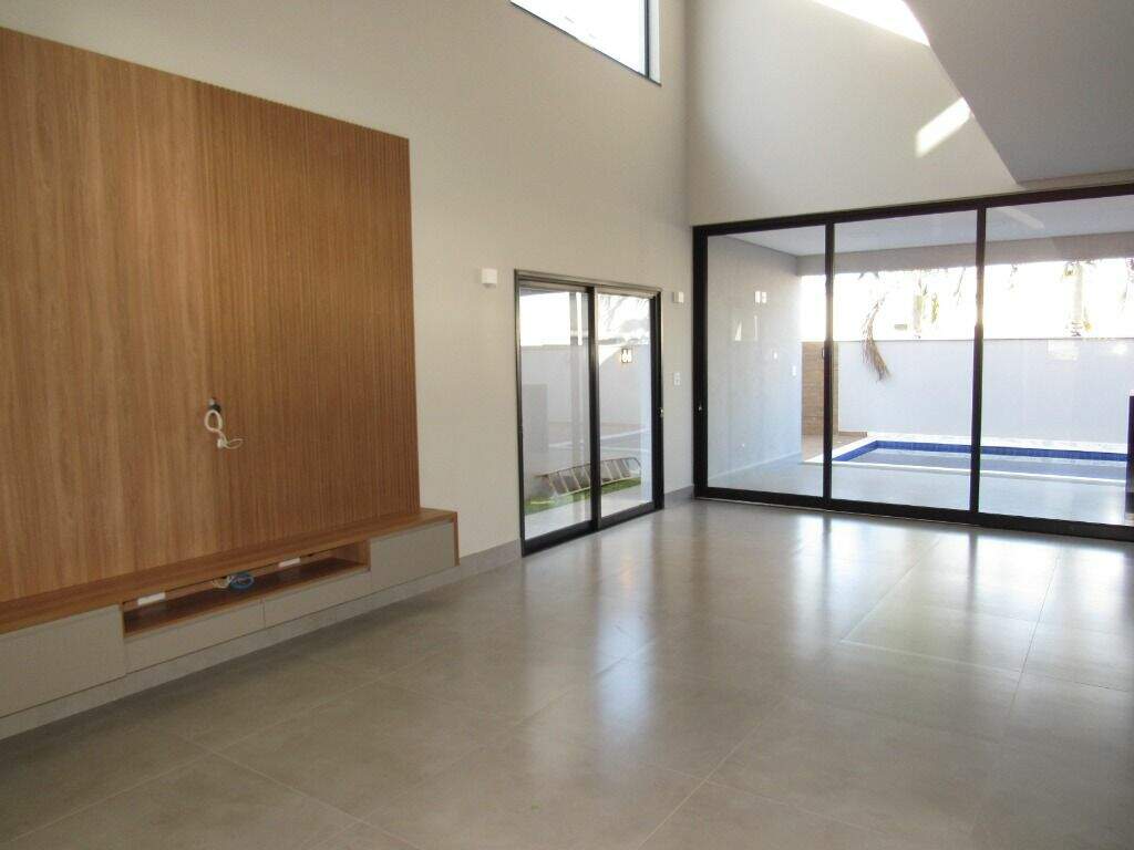 Casa para aluguel no Santa Rosa: 