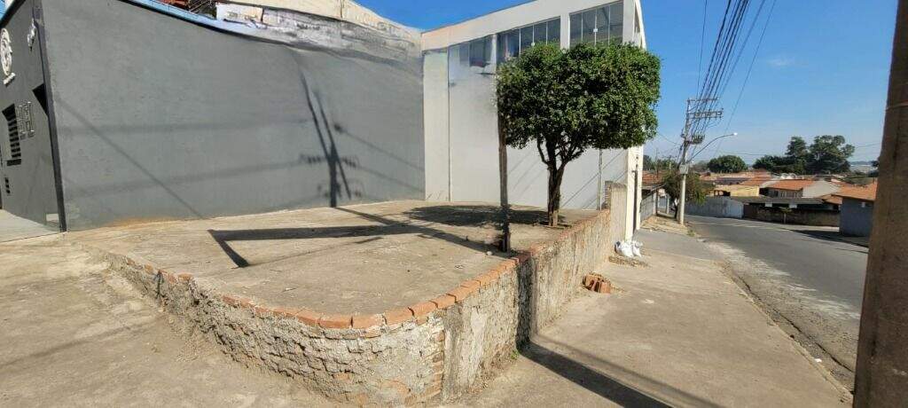 Terreno para aluguel no São Vicente: 