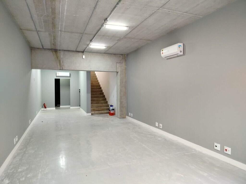 Salão para aluguel no Alto: 