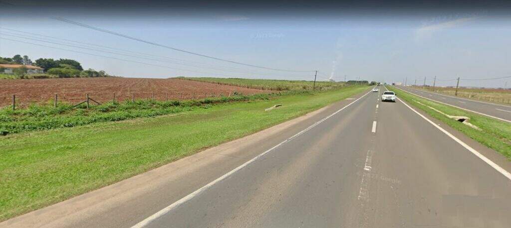 Área à venda no Parque São Jorge: 