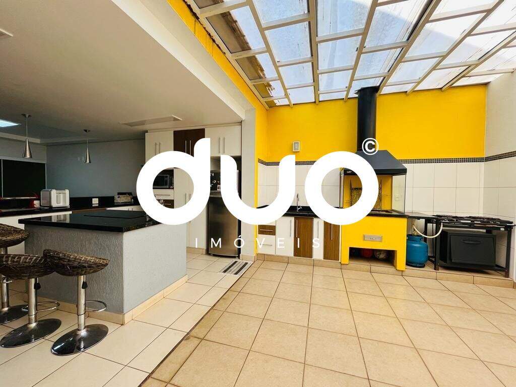 Casa à venda no Jardim Ipanema: 