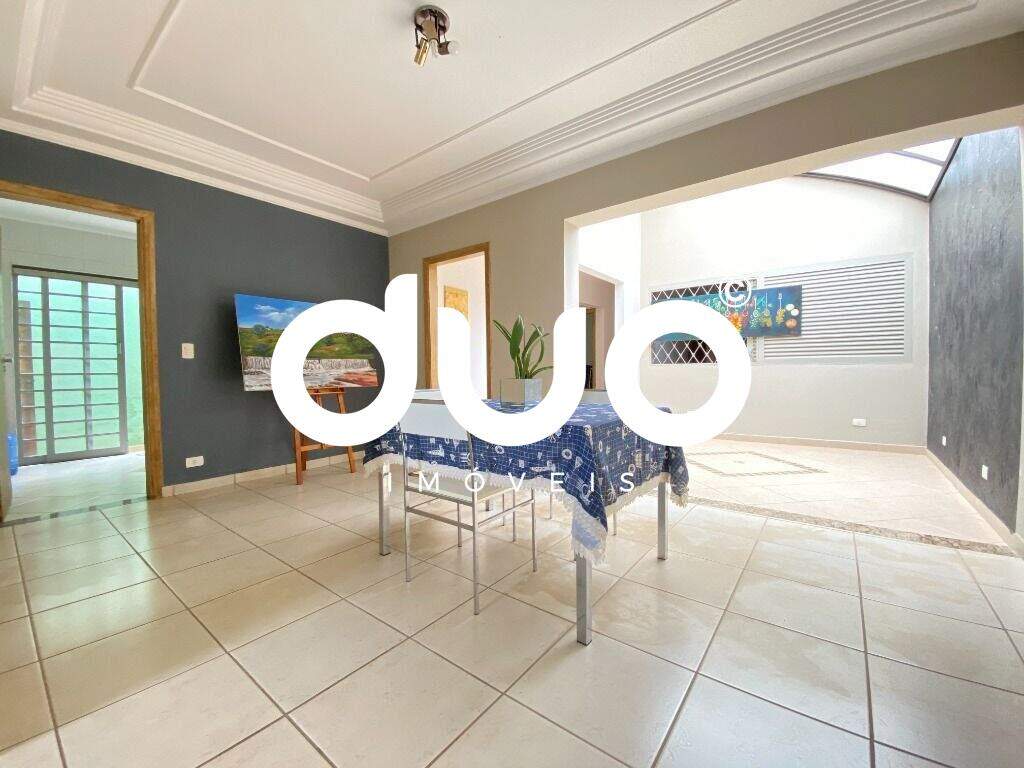 Casa à venda no Centro: Casa com 4 dormitórios à venda, 183 m² por R$ 780.000 - Centro - Piracicaba/SP