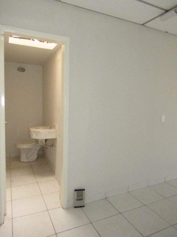 Sala para aluguel no Alto: 