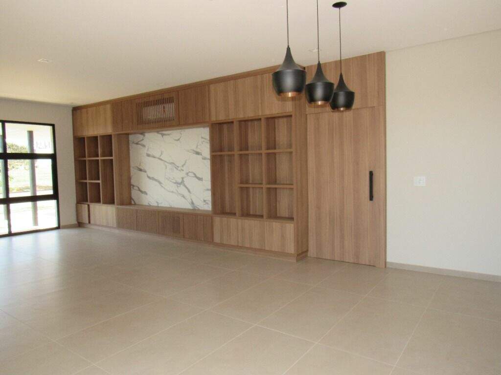 Casa para aluguel no Terras de Artemis: 
