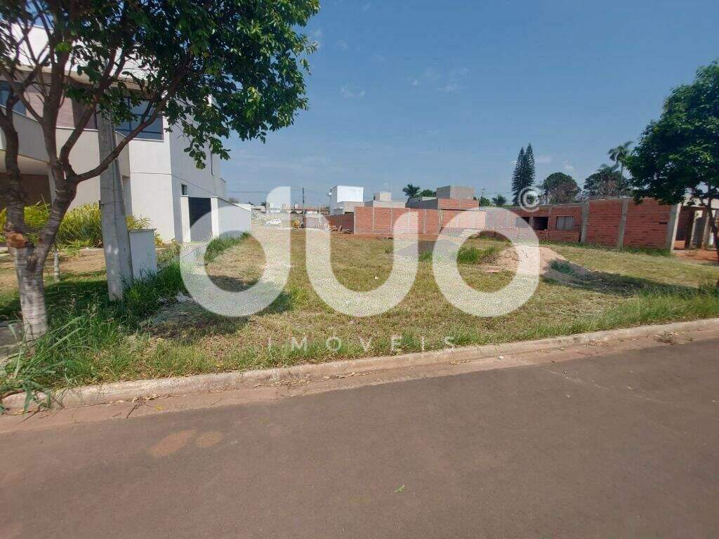 Terreno à venda no Campestre: Terreno à venda, 348 m² por R$ 230.000 - Campestre - Piracicaba/SP