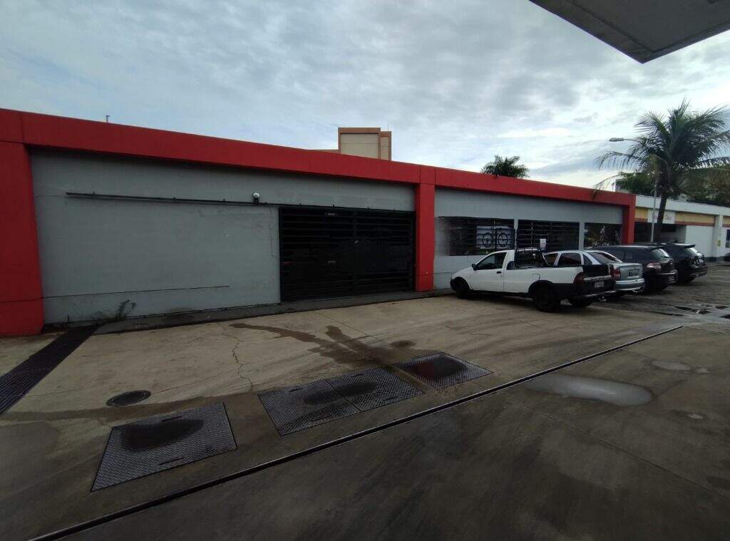 Salão para aluguel no Vila Areião: 